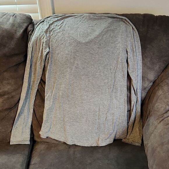 White house black market xs top long sleeve vneck tee grey - Picture 5 of 6